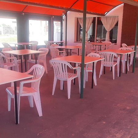 Hotel Y Restaurant Don Quijote Макачин Экстерьер фото